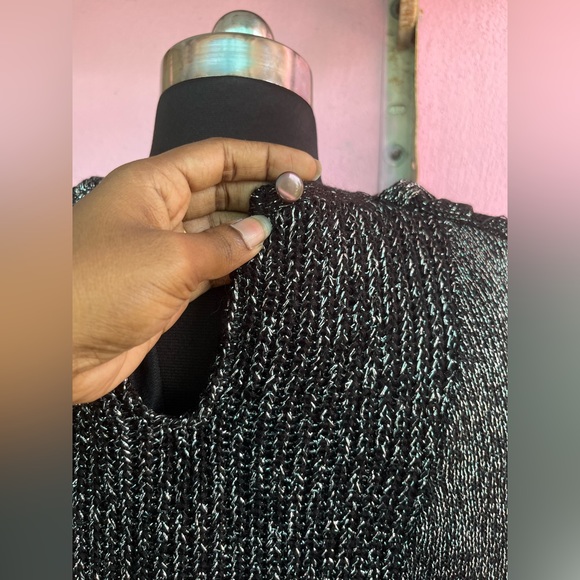 Shimmery knitted dress FIXED FIXED FIXED NO OFFERS PLZ❌ - Picture 9 of 10